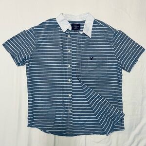 American Eagle Outfitters short-sleeved button up shirt